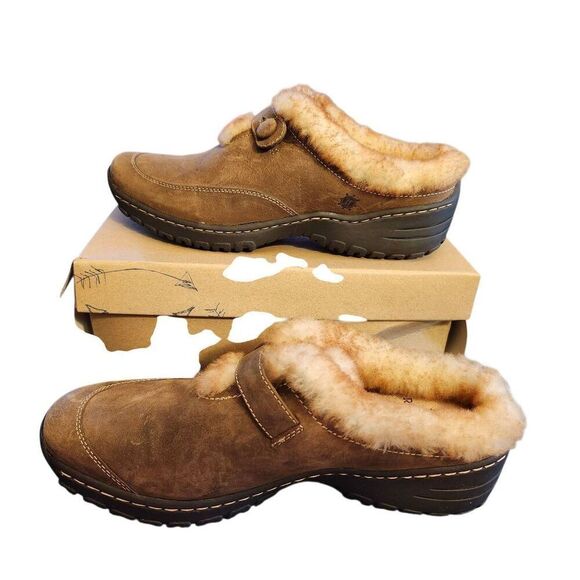 Ruff Hewn Women’s Brown Leather Clogs. NWOT Size 7.5 - Picture 1 of 4